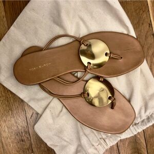 BNWB Tory Burch Patos Flip Flop sandal!